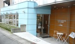 すっきりとした入り口